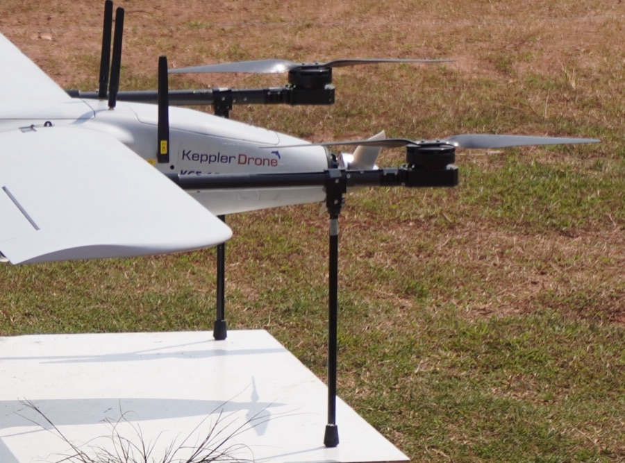 Front VTOL lift rotors and antennas of the KCF-15